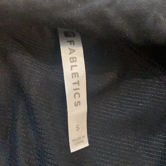 Fabletics Black Zip Up JoJo Workout Jacket Small - Picture 11 of 11